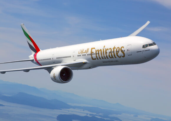 Giá vé ưu đãi cho sinh viên của hãng hàng không Emirates