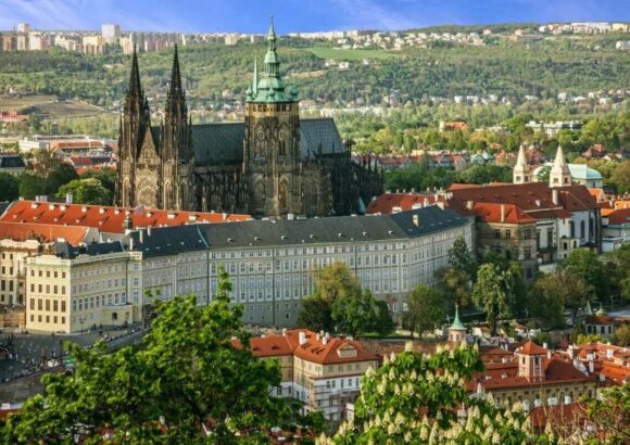 Lâu đài Prague – Lâu đài lớn nhất thế giới và biểu tượng của Praha